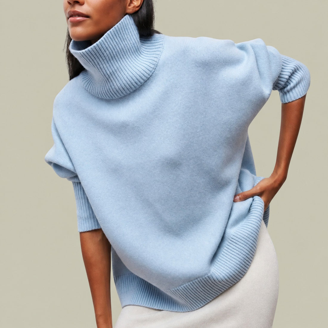 Sweater Women - Turtleneck, Relaxed Fit, Long Sleeve, Casual Style