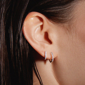 Maila – Silver earrings with shine