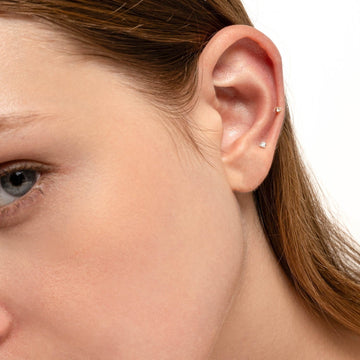 Sloane - Mini Bright Earrings of 2mm