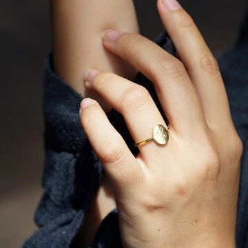 Birth flower ring - Delicate custom ring