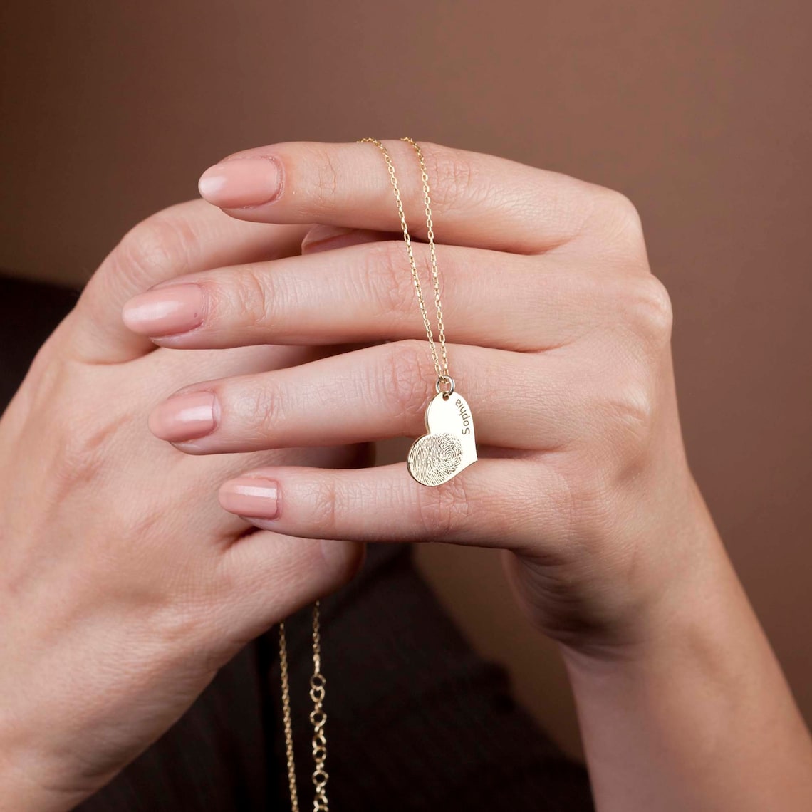 Fingerprint in the shape of a heart - Personalized name necklace