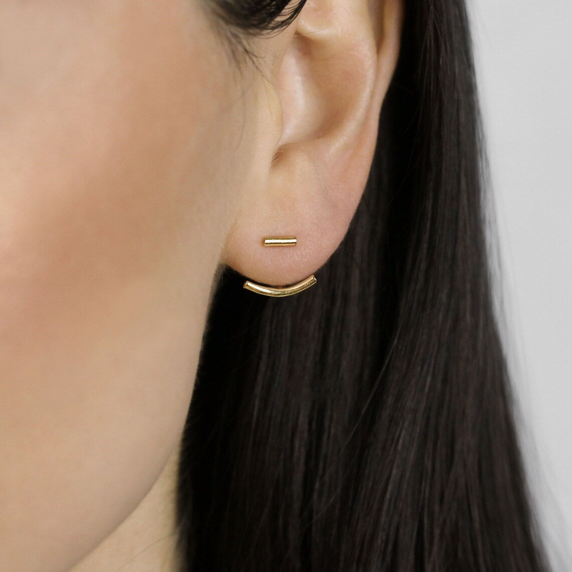 Hugger Bar Jacket Earring