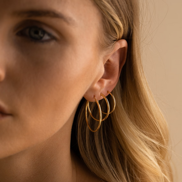 Light hoops - Elegant earrings (set of 4)