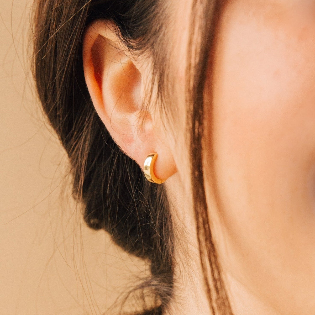 Huggies Classics - Small Minimalist Hoops