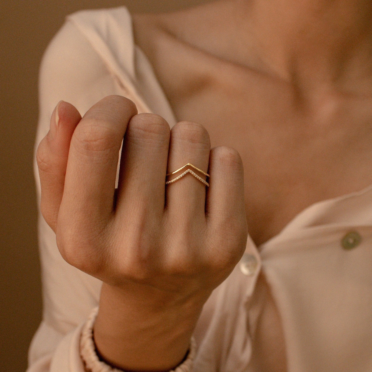 Eva – Stackable Curved Ring Set