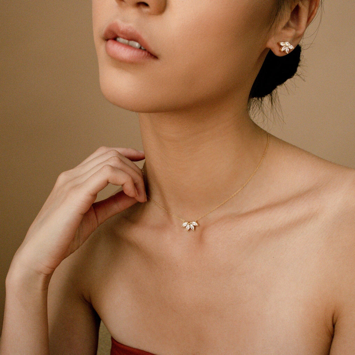 Marquise Necklace – Elegant Design