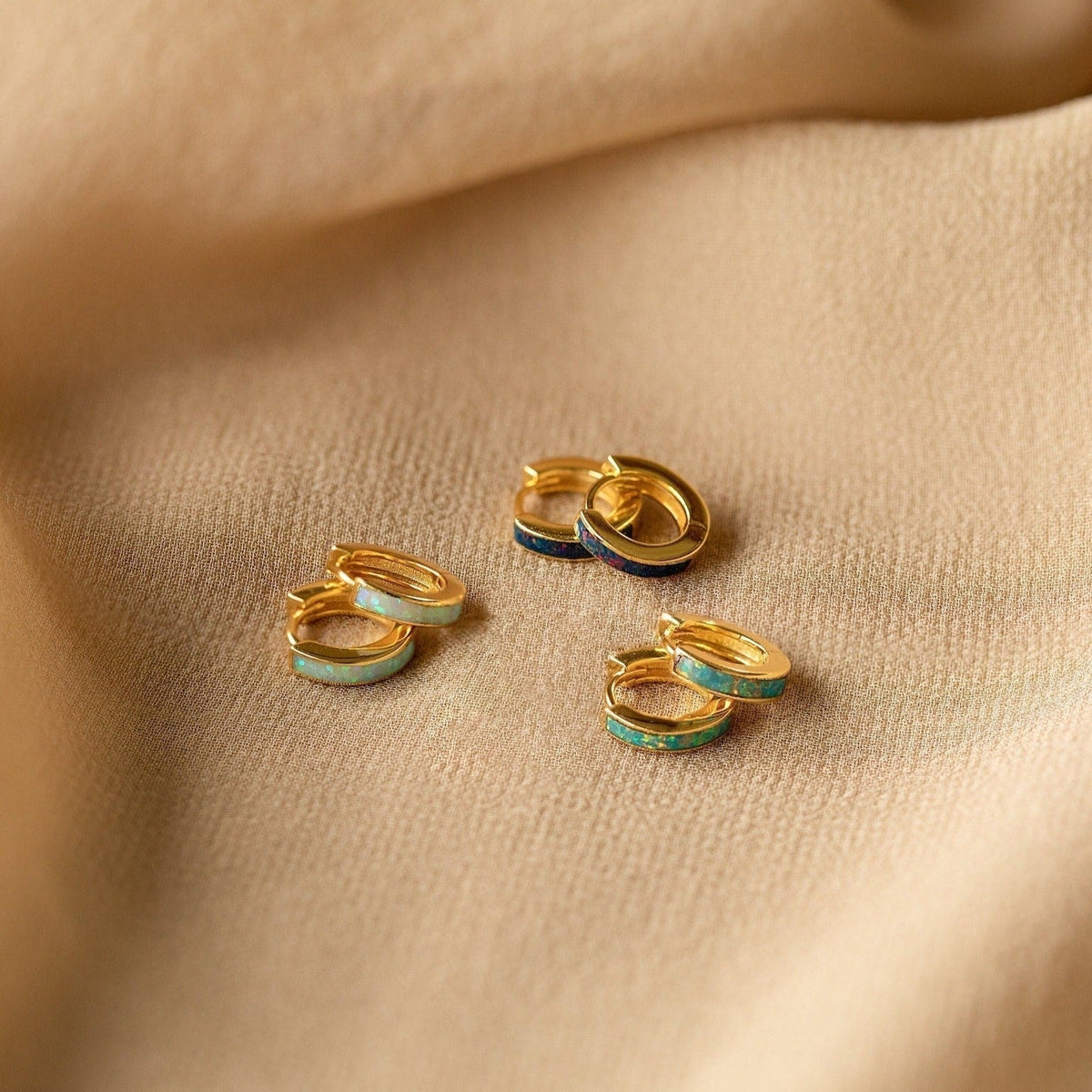 Elegant inlay earrings