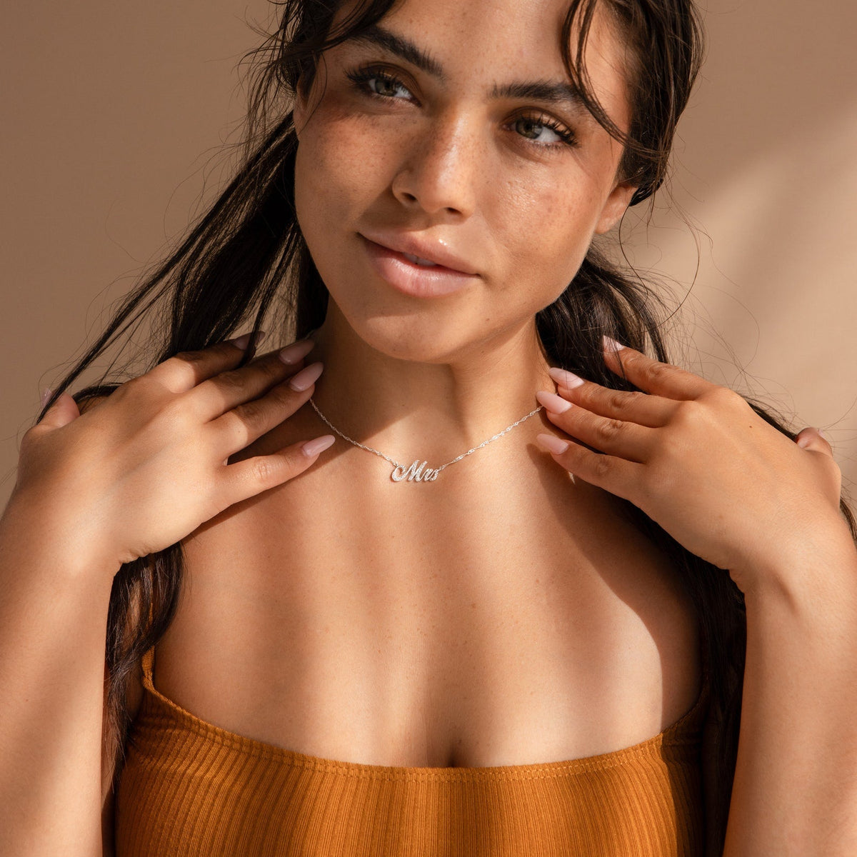 Claire – Collar with name Pavé Brilliant