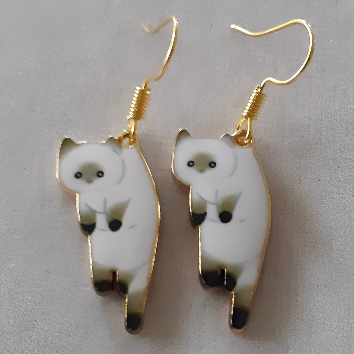 Kate – Cat Dangle Earrings