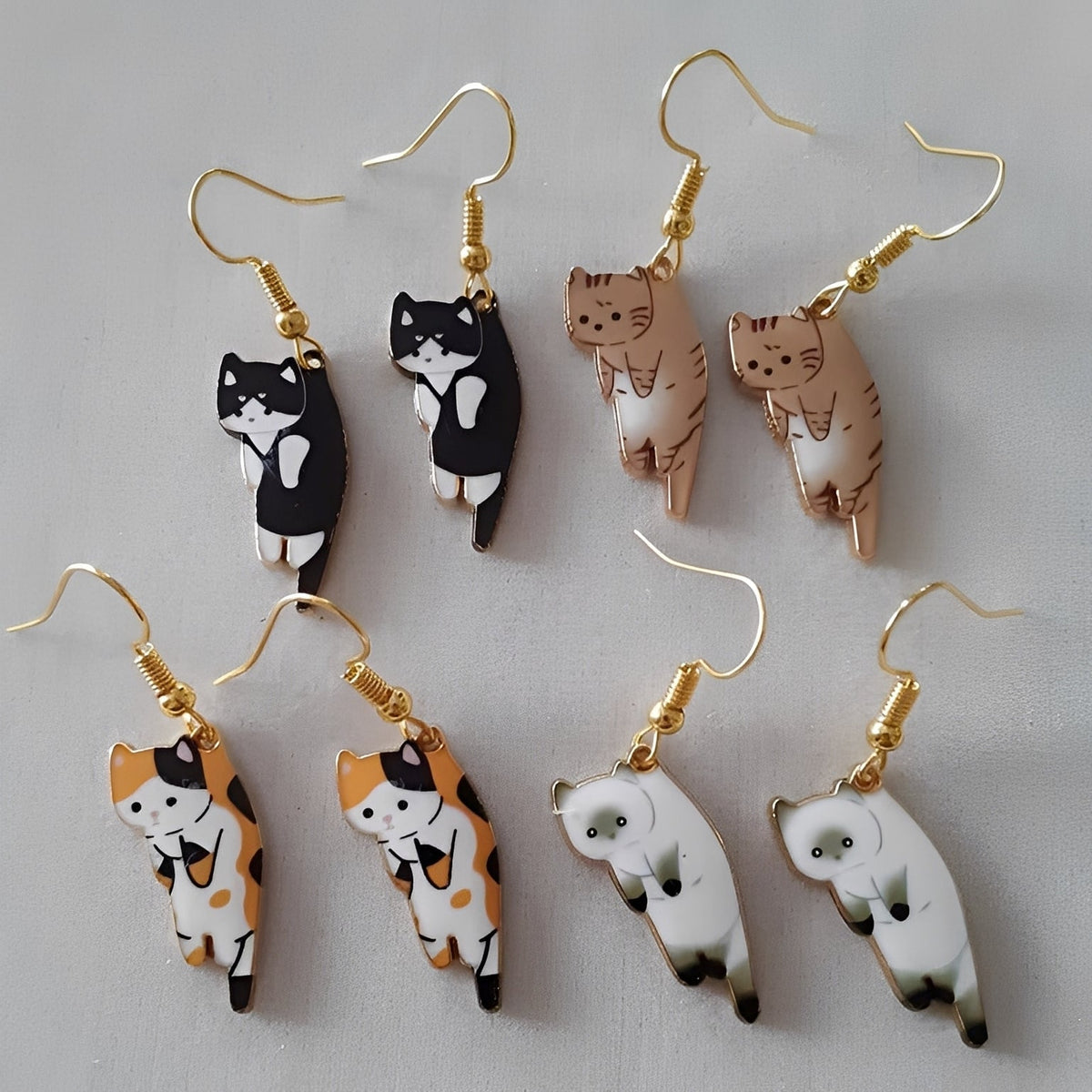 Kate – Cat Dangle Earrings