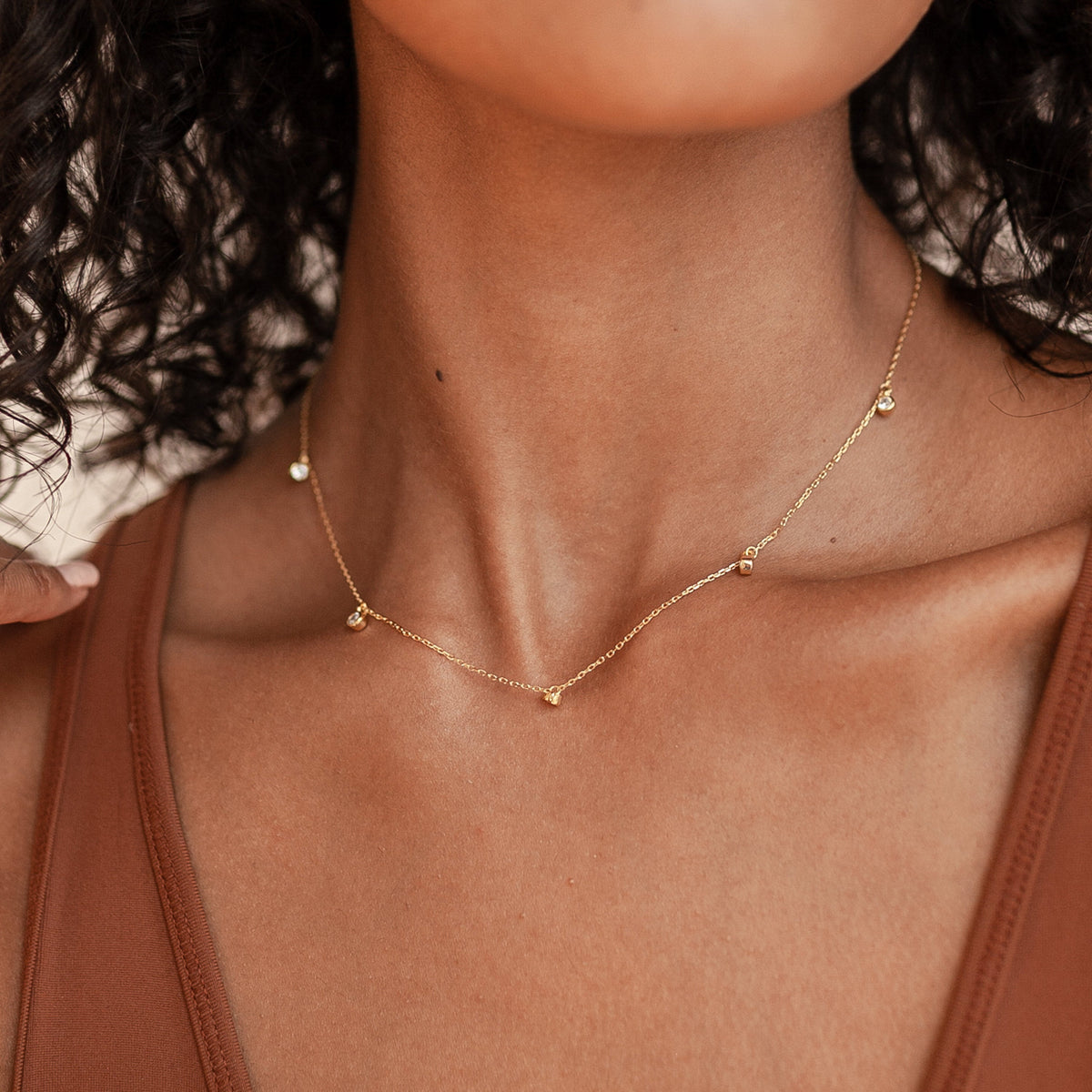 Tilly – Collar with bright details