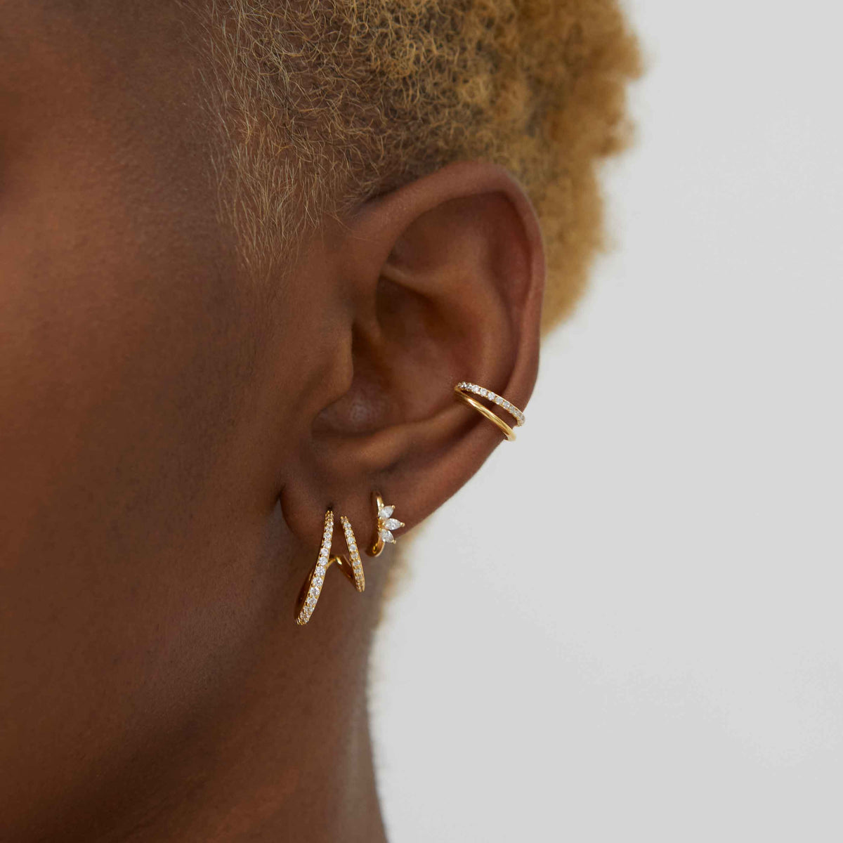 Kelly – Gold Ear Cuff