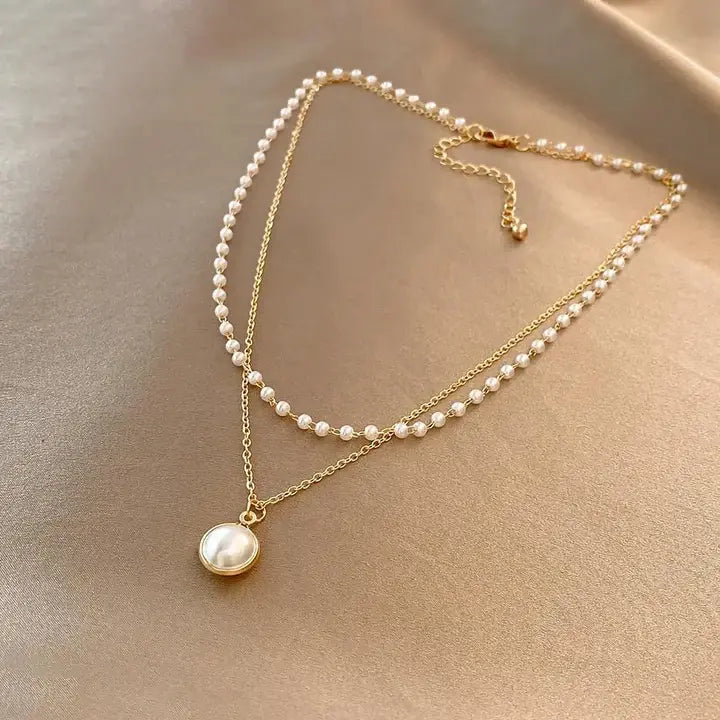 Auriane – Elegant pearl and gold chain necklace