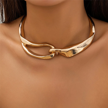 Ariane – Golden vintage style necklace