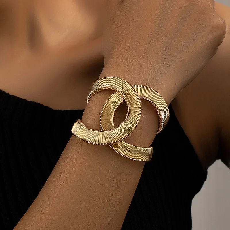 Celia – Elegant double bracelet in gold