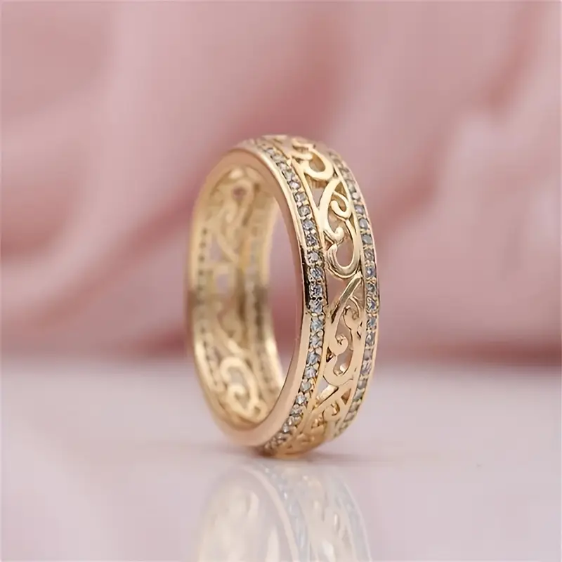 Elena – Gold Hollow Shiny Ring