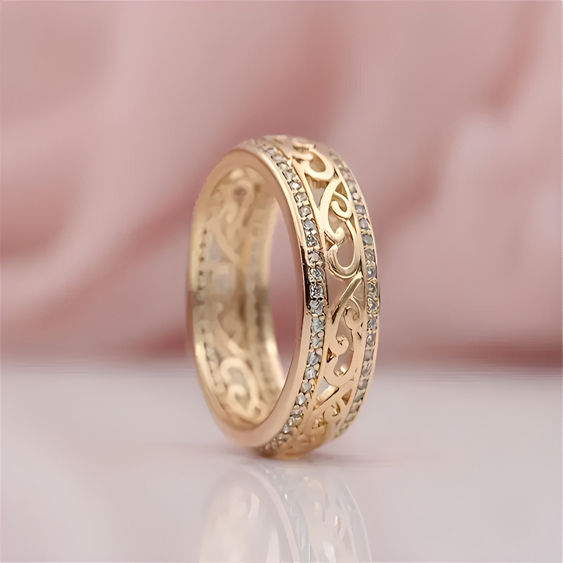 Yeri – Elegant Hollow Ring