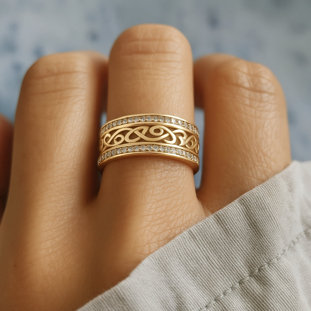 Elena – Gold Hollow Shiny Ring