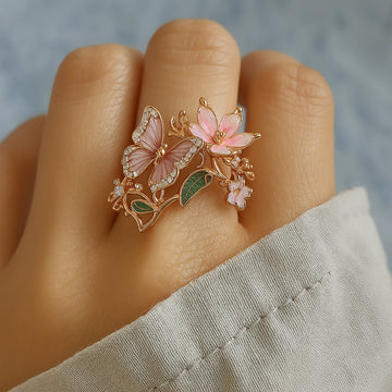 Meliora – Bright Butterfly Ring