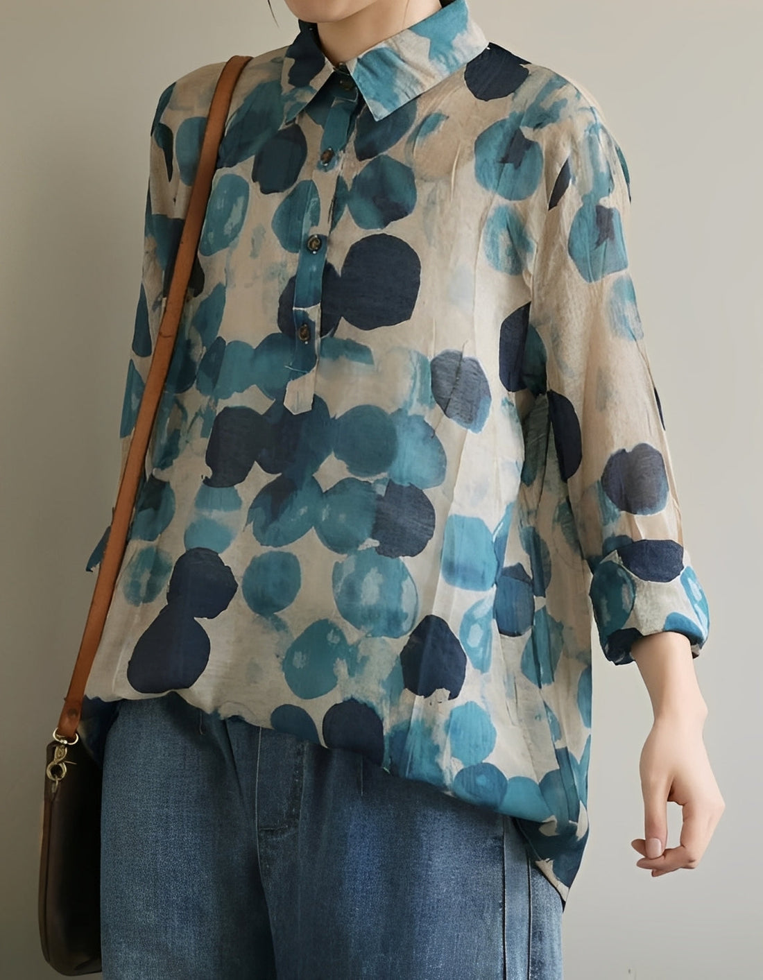 Jodie - Women's trendy blouses with polka dot collars
