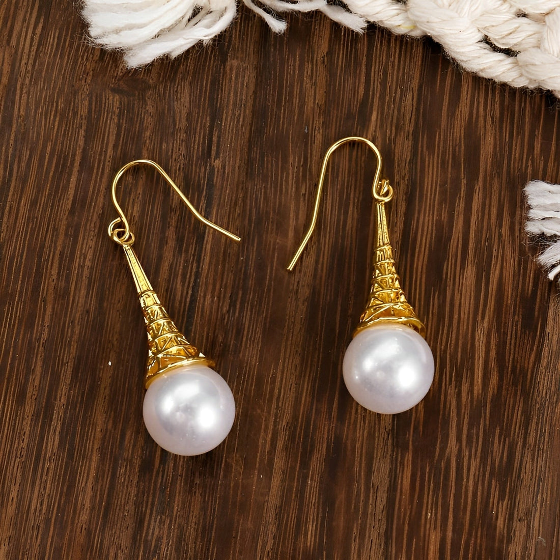 Feliza – Vintage earrings with hanging details