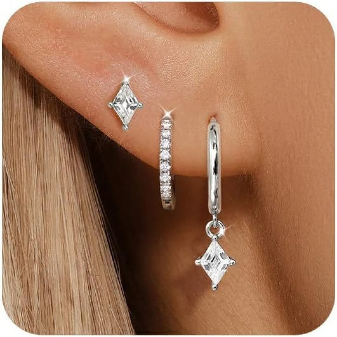 Azaria – Earring set with shiny pendant