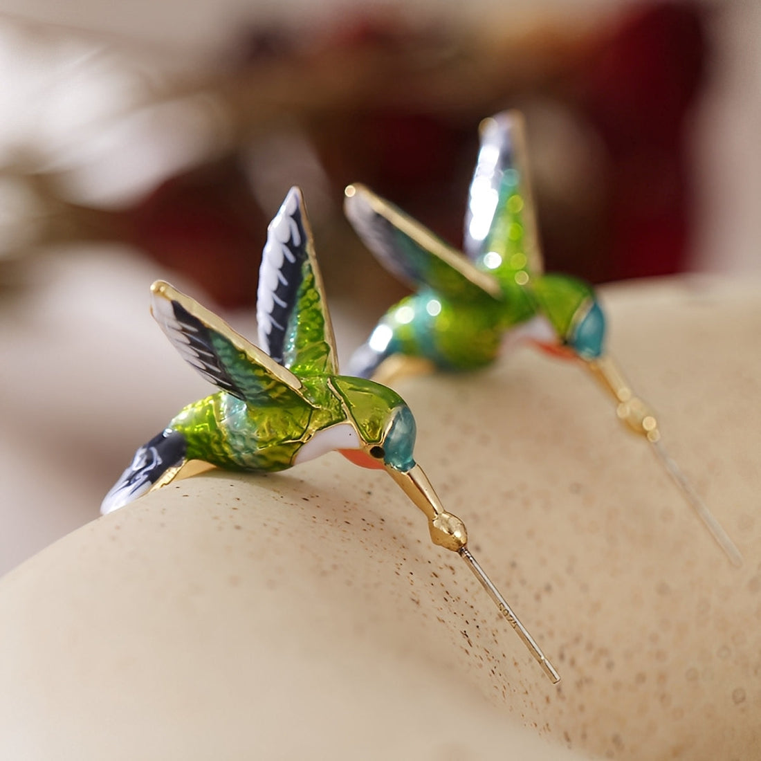 Wendy – Vintage Enamel Hummingbird Earrings