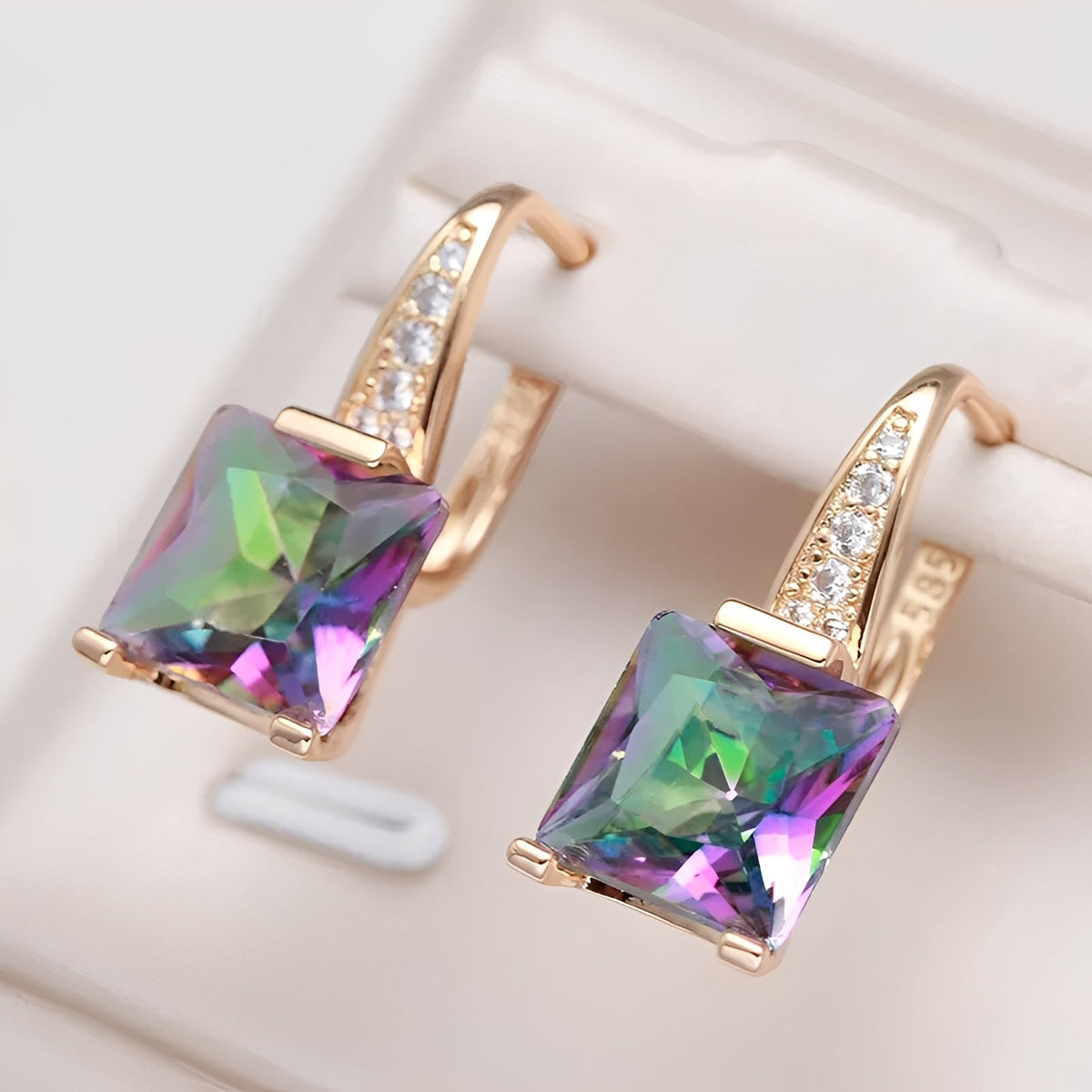 Celina – Color Hoops