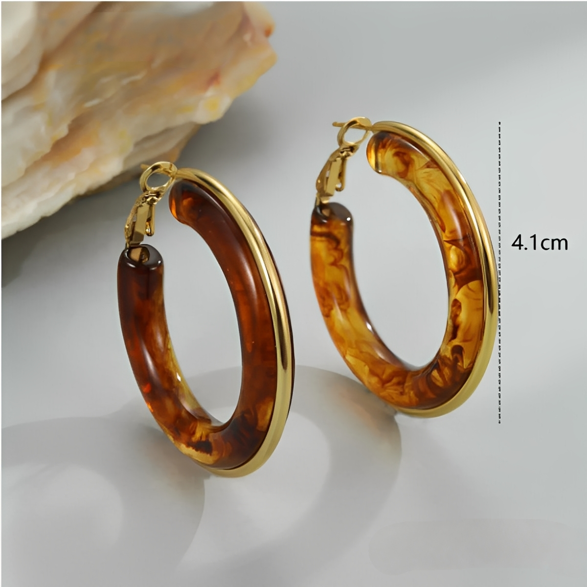 Oreilia – Tortoise Shell Hoop Earrings