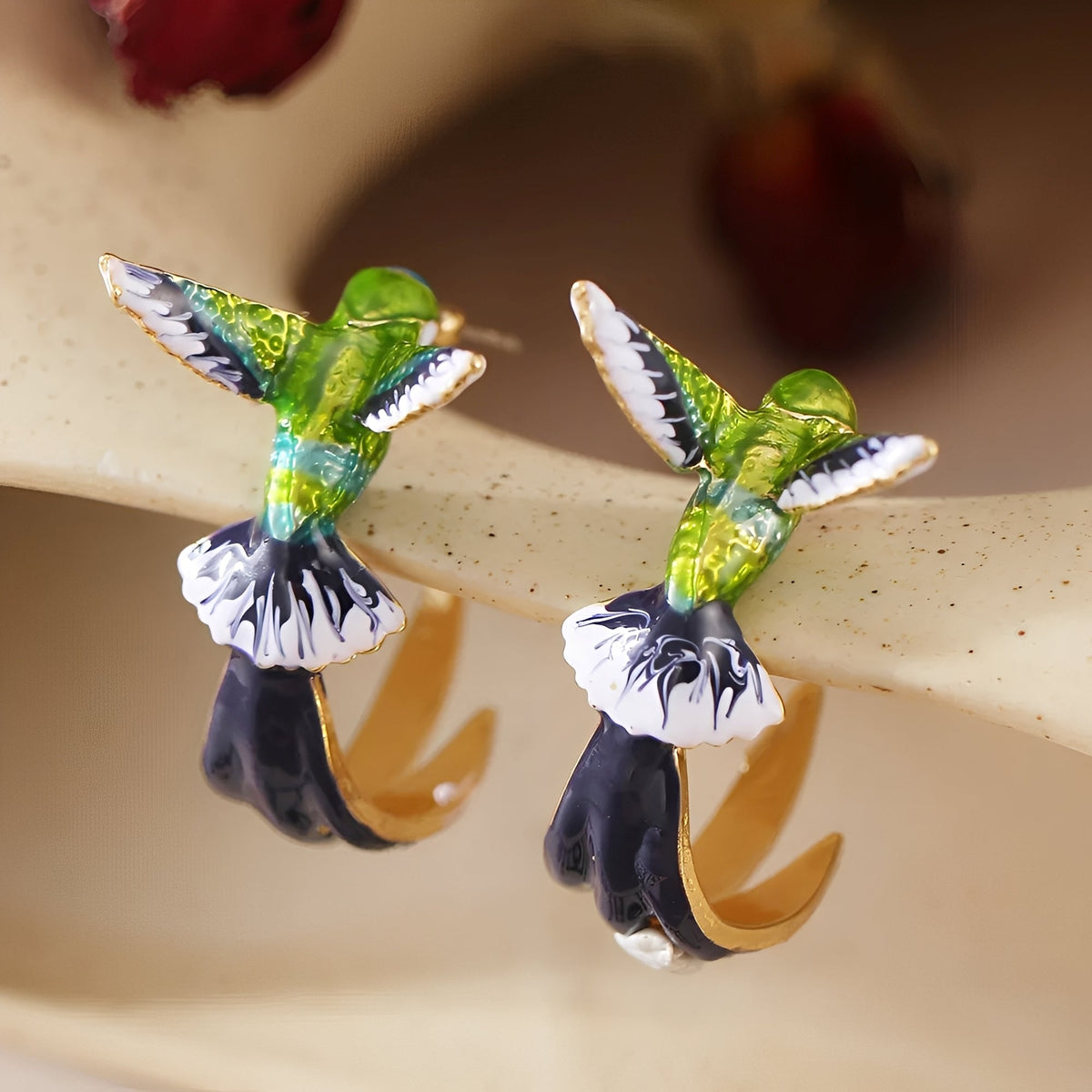 Wendy – Vintage Enamel Hummingbird Earrings