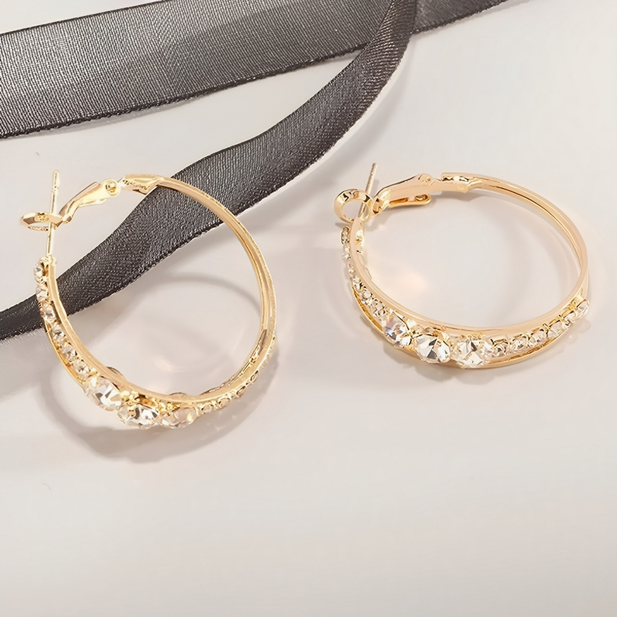 Alina – Elegant hoops with shine