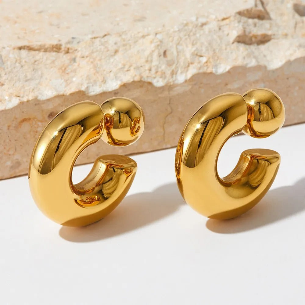 Ayla – Thick gold color hoops