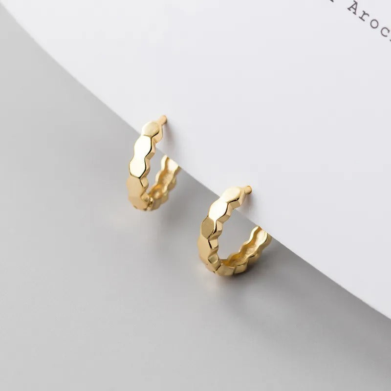 Mei – Geometric Bright Clip Earring