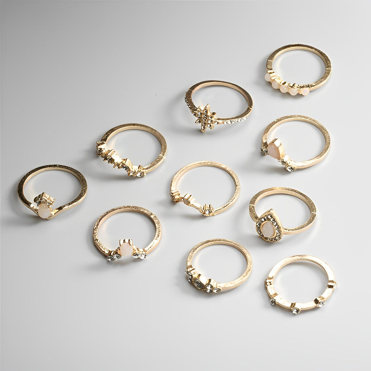 Noémie – Premium set of 8 to 12 unique rings