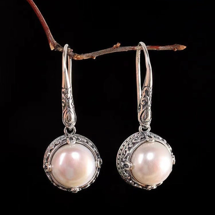 Rosalie – Silver and Pearl Earrings