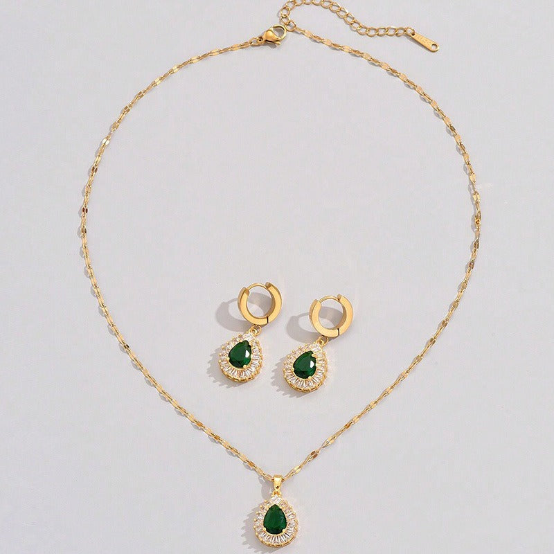 Rheya – Elegant Lysandelle Set of Gold and Crystal