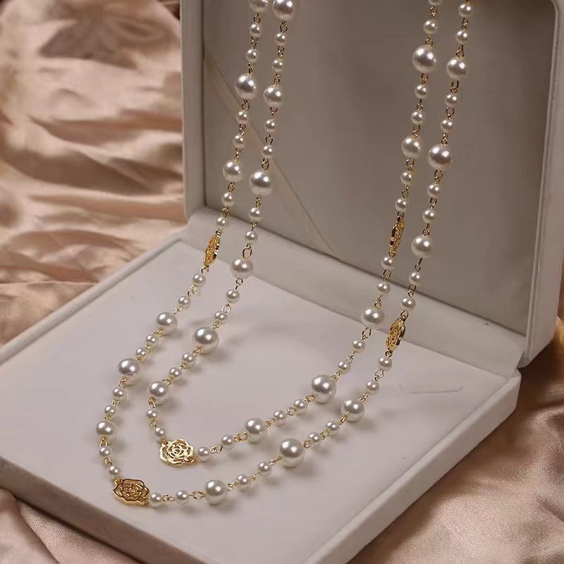 Collen – Elegant gold necklace with pearl