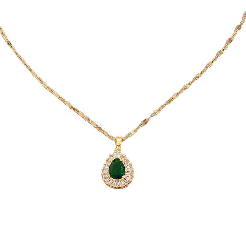 Rheya – Elegant Lysandelle Set of Gold and Crystal