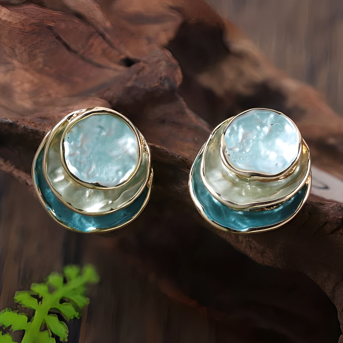 Mireya – Round Vintage Earrings Hand-Painted in Layers
