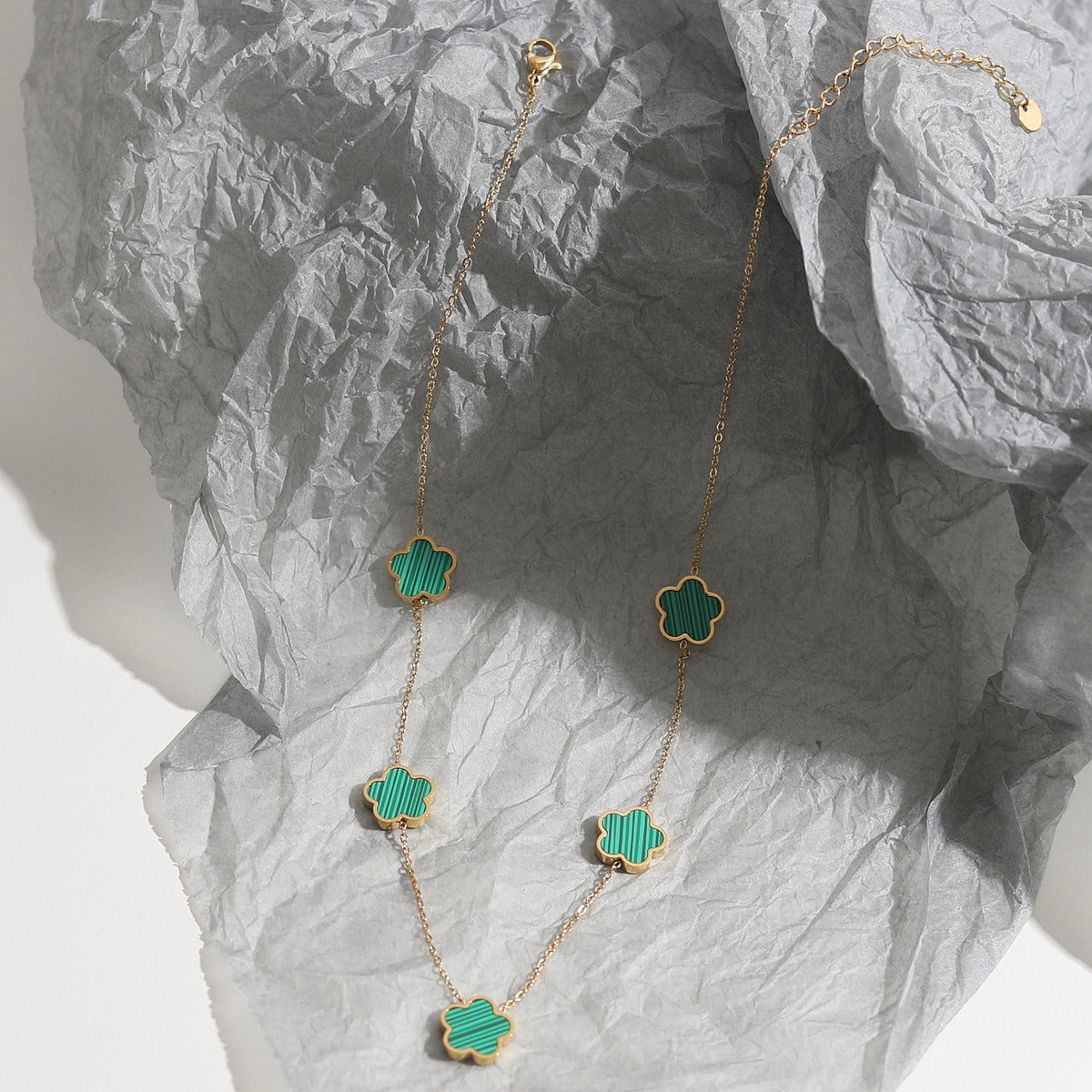 Elise – Necklace and Bracelet Set Elegant Trèfle
