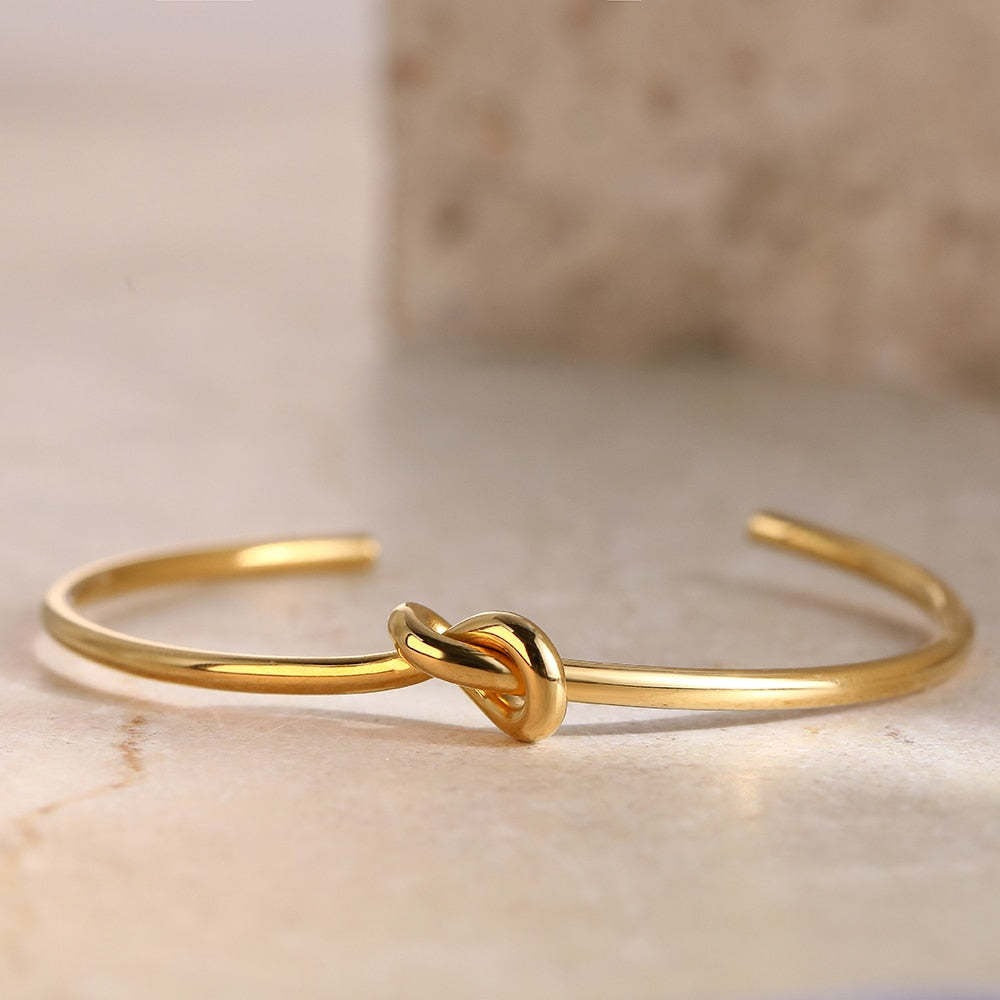 Inaya – Vintage Bracelet with Adjustable Knot
