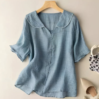 Christa - Women's blouse with a classic, laid-back fit