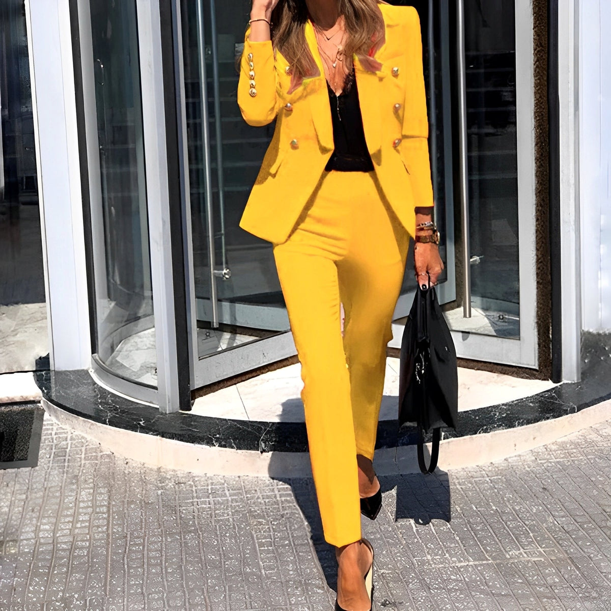 Wendy – Elegant blazer and pants set