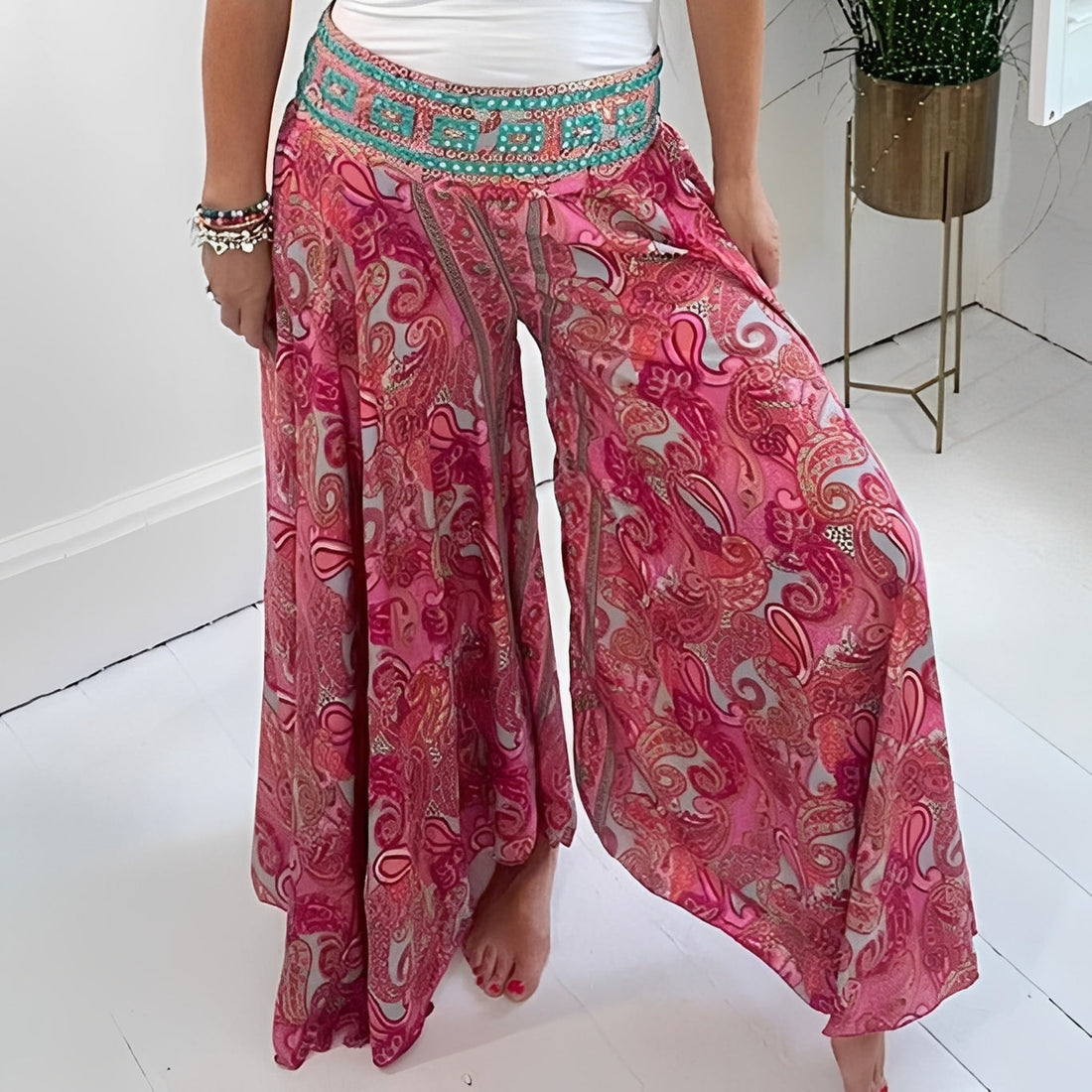 Jasmin - Stylish skirt with ethnic print for women