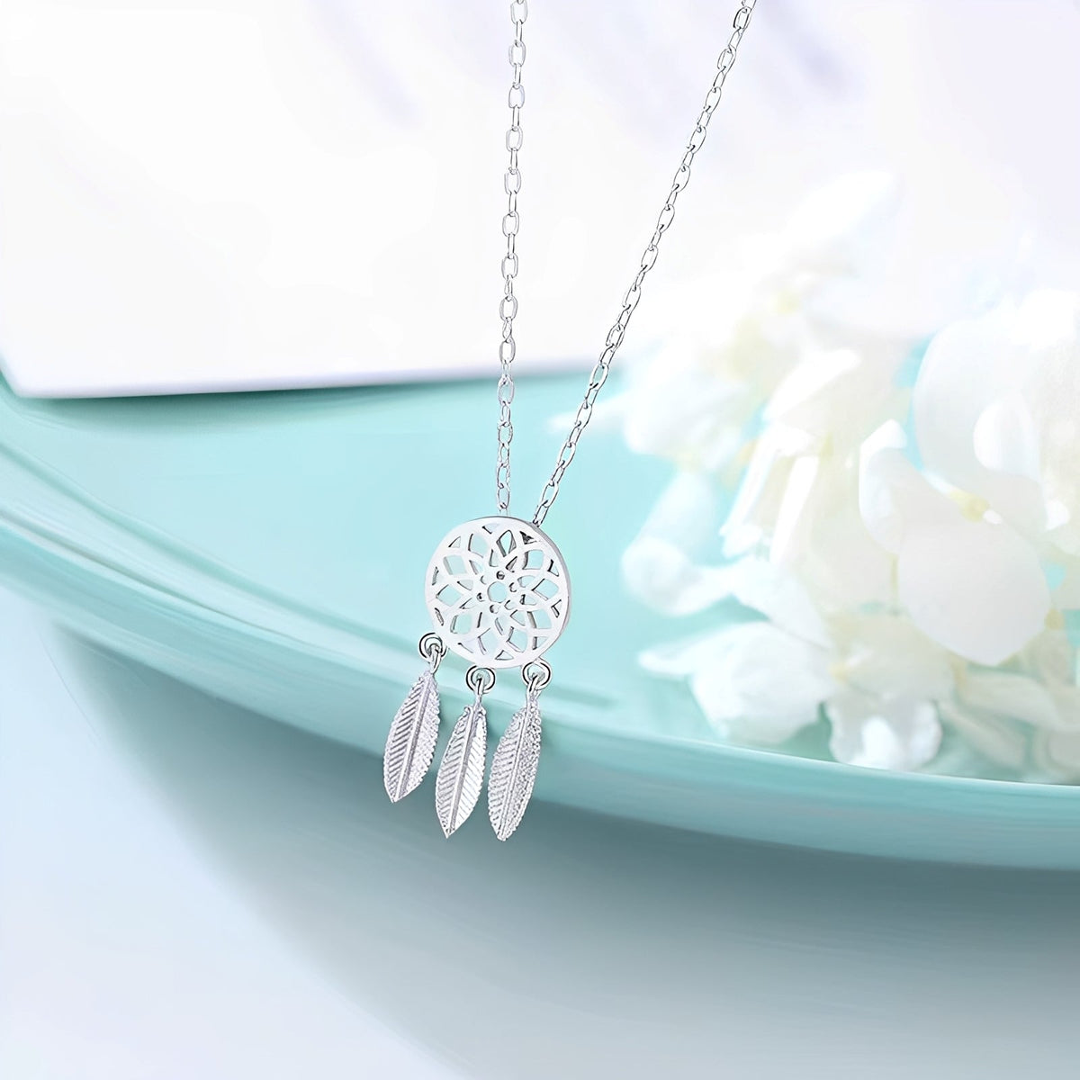 Aiyana – Spiritual Dreamcatcher Necklace