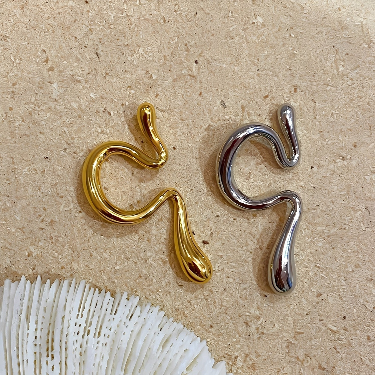 Mariz – Elegant Ear Cuff