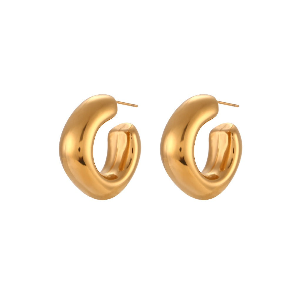 Amandine – Thick hoops of modern design