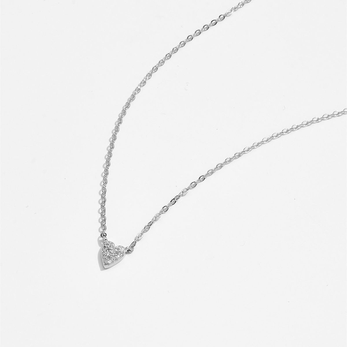 Juliet – Elegant Heart Necklace