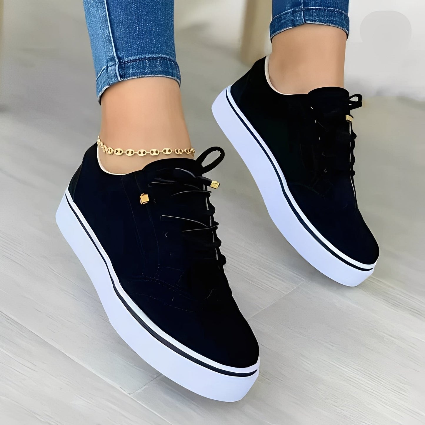 Elfleda – Comfortable Women’s Casual Sneakers
