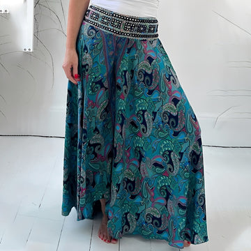 Jasmin - Stylish skirt with ethnic print for women
